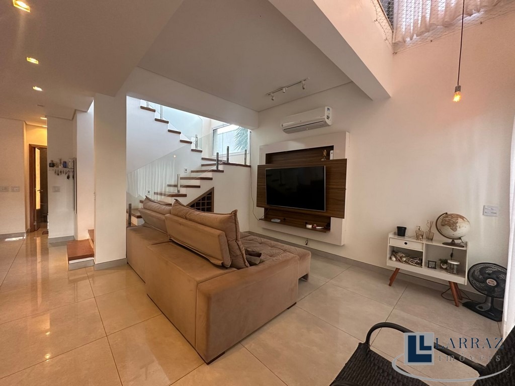 Casa, 3 quartos, 284 m² - Foto 15