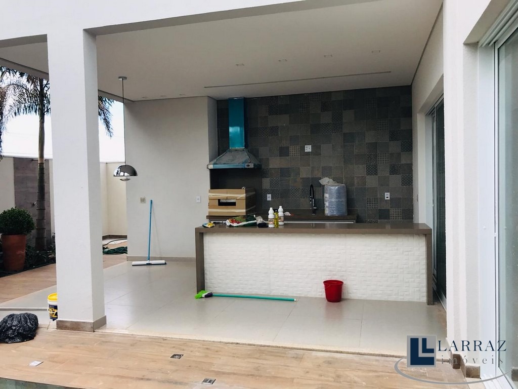 Casa, 3 quartos, 284 m² - Foto 26