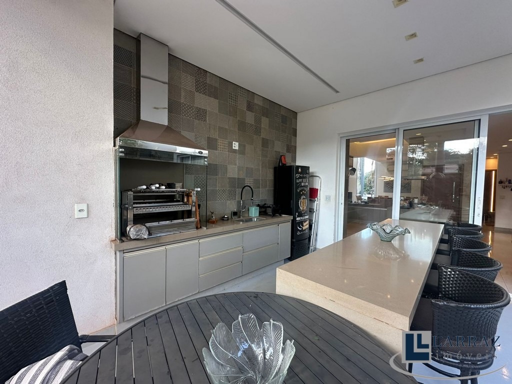 Casa, 3 quartos, 284 m² - Foto 61