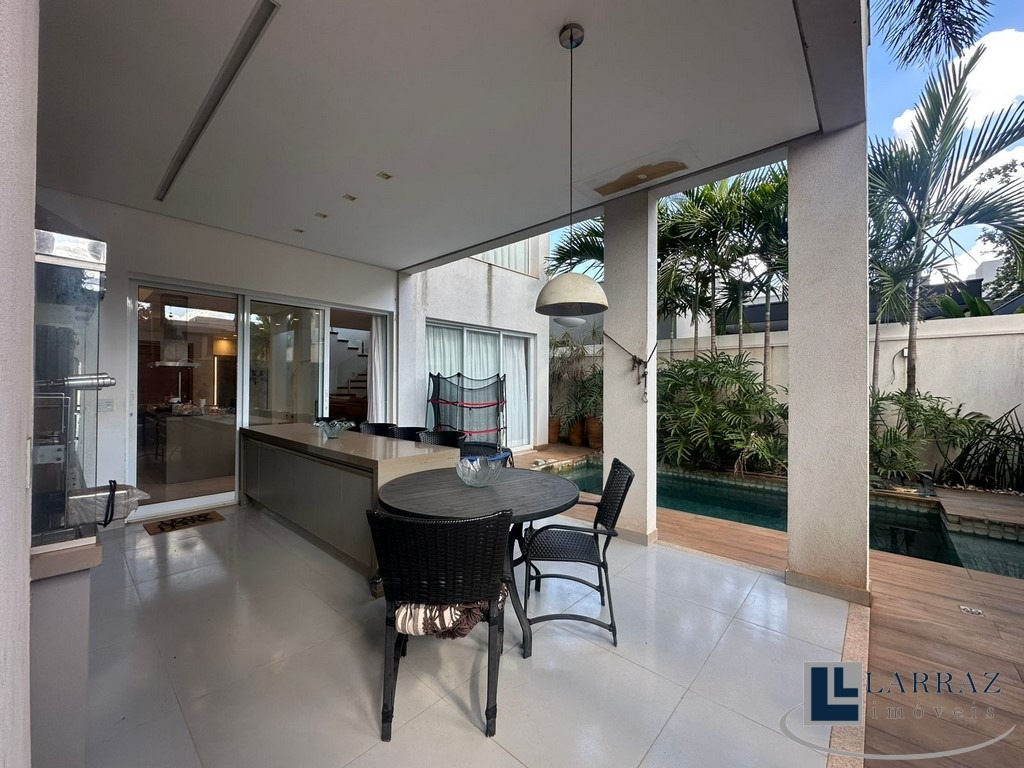 Casa, 3 quartos, 284 m² - Foto 13