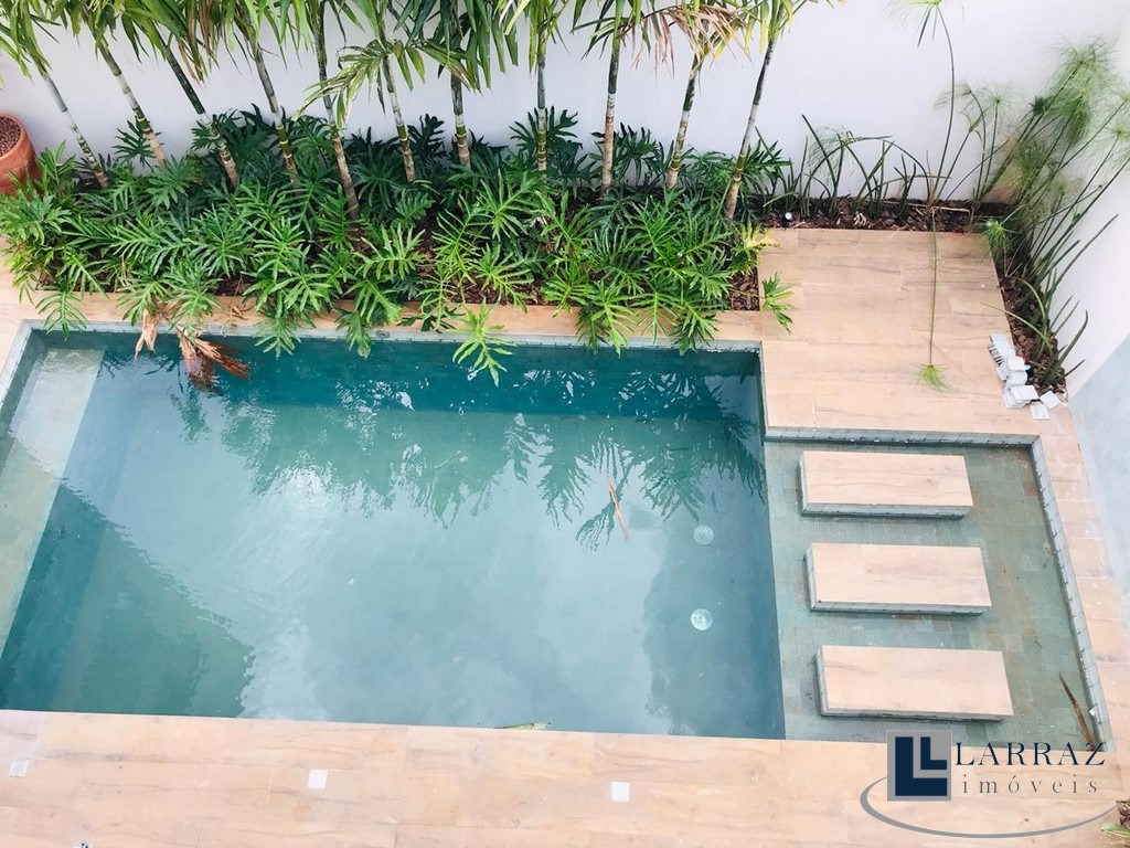 Casa, 3 quartos, 284 m² - Foto 2