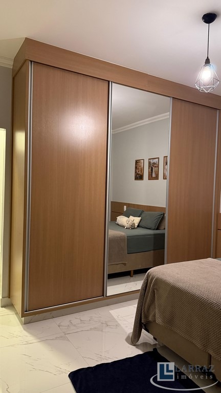 Casa, 3 quartos, 262 m² - Foto 2