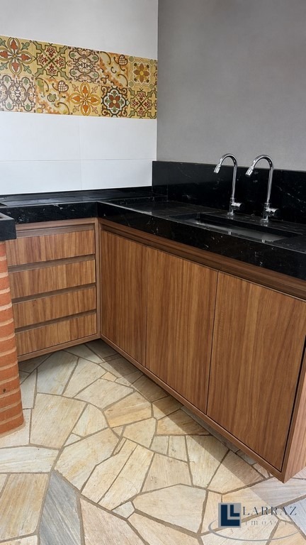 Casa, 3 quartos, 262 m² - Foto 37