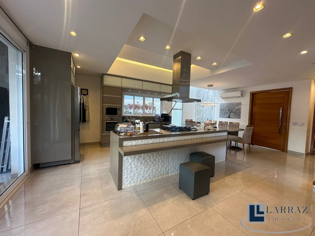 Casa, 3 quartos, 284 m² - Foto 17