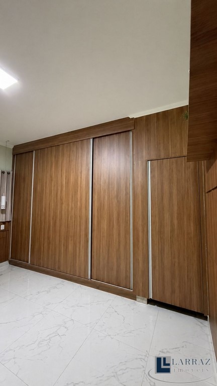 Casa, 3 quartos, 262 m² - Foto 29
