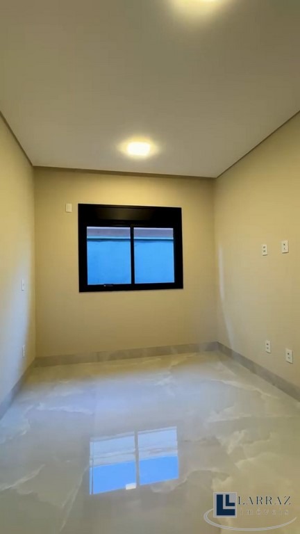 Casa, 4 quartos, 250 m² - Foto 25