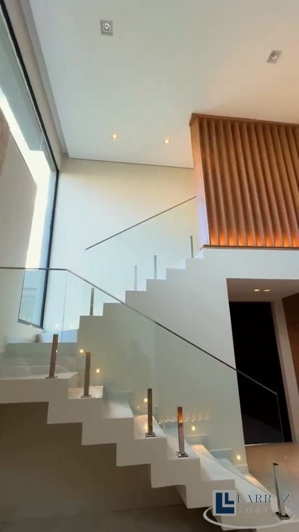 Casa, 4 quartos, 250 m² - Foto 27