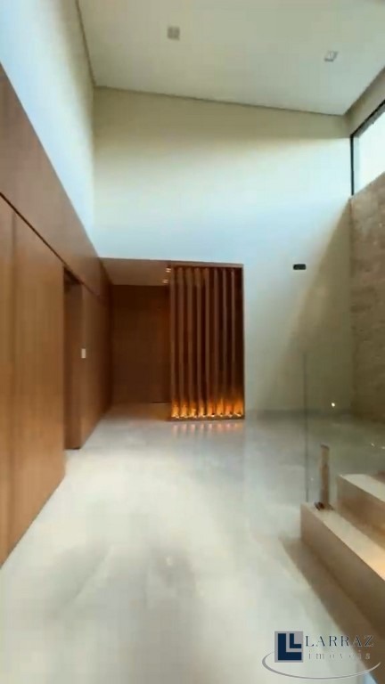 Casa, 4 quartos, 250 m² - Foto 2