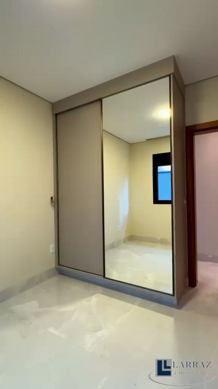 Casa, 4 quartos, 250 m² - Foto 23