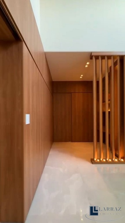 Casa, 4 quartos, 250 m² - Foto 4