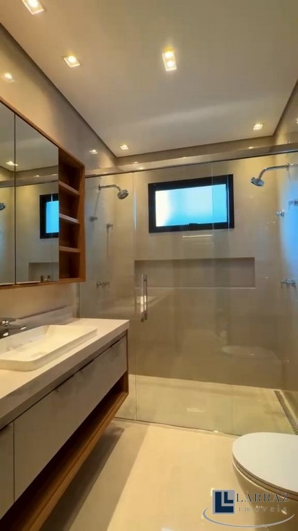 Casa, 4 quartos, 250 m² - Foto 22
