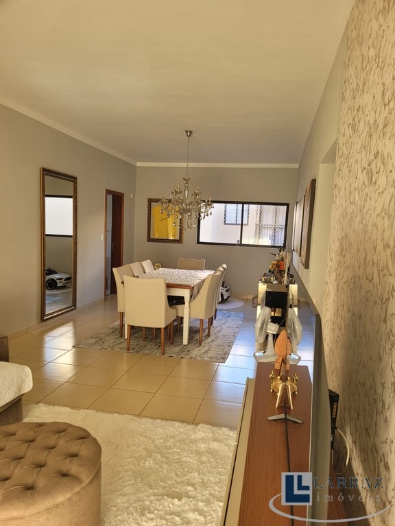 Apartamento, 3 quartos, 124 m² - Foto 2