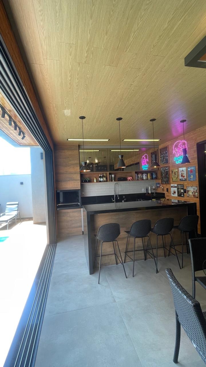 Casa, 3 quartos, 265 m² - Foto 6