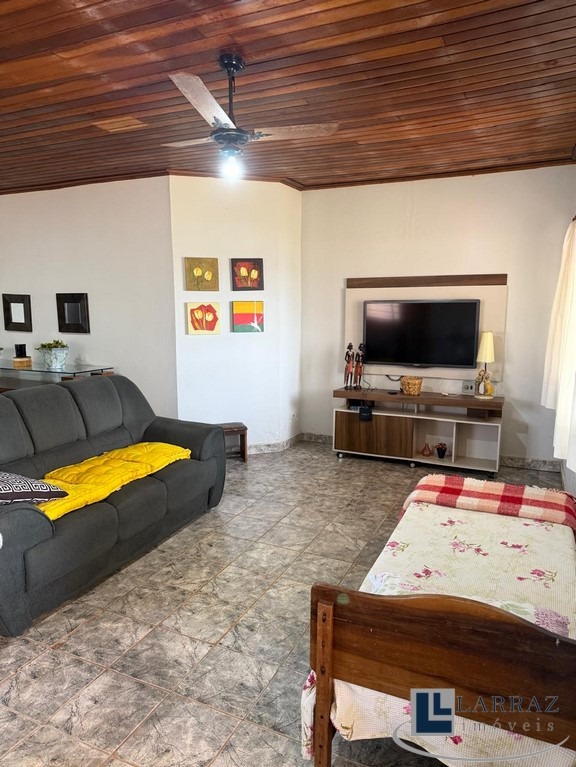 Chácara, 3 quartos, 1700 m² - Foto 5