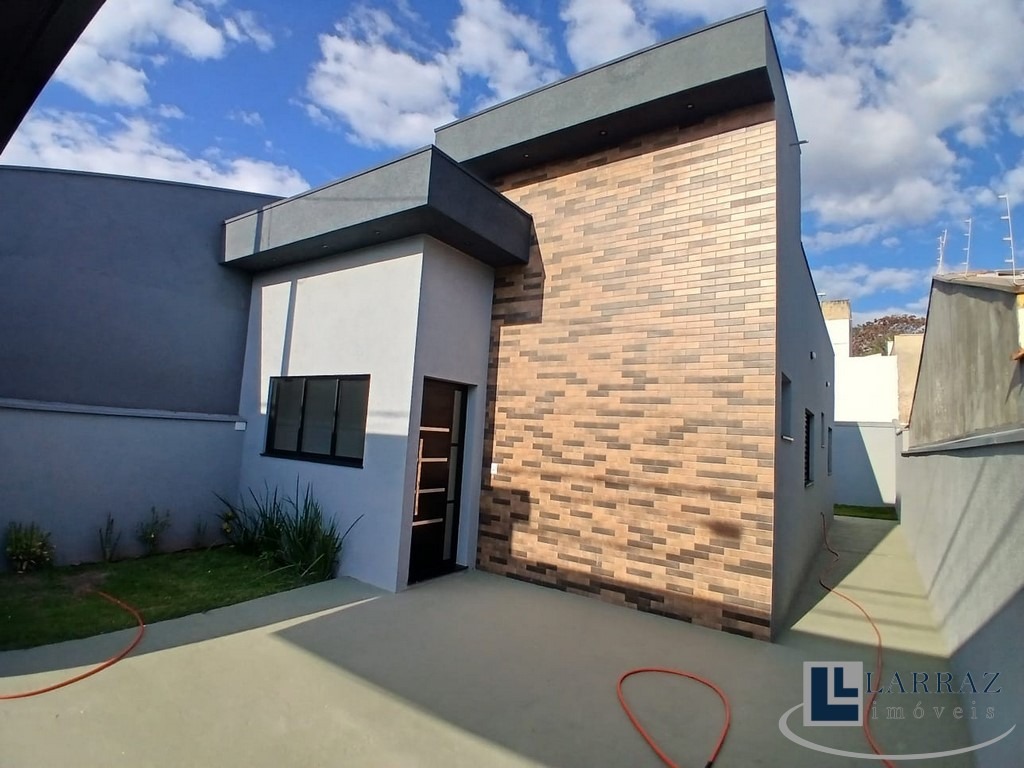 Casa, 2 quartos, 71 m² - Foto 1