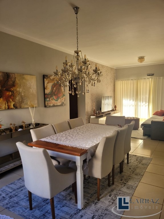 Apartamento, 3 quartos, 124 m² - Foto 1