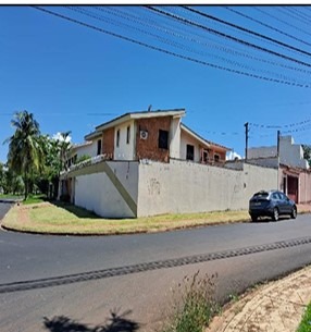 Casa, 4 quartos, 293 m² - Foto 1