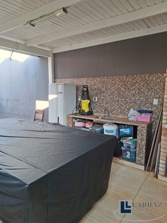 Casa, 3 quartos, 174 m² - Foto 1