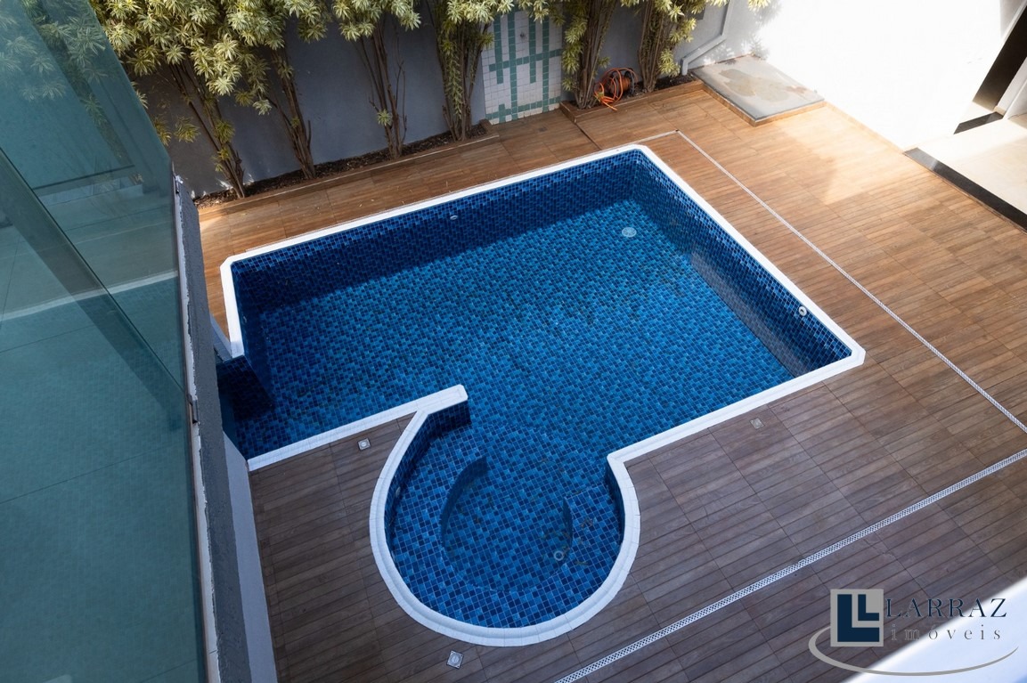 Casa, 4 quartos, 255 m² - Foto 2