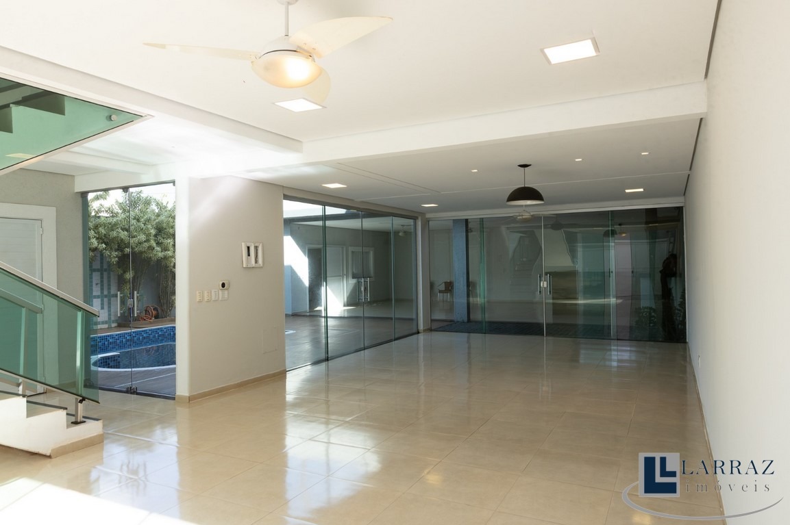 Casa, 4 quartos, 255 m² - Foto 13