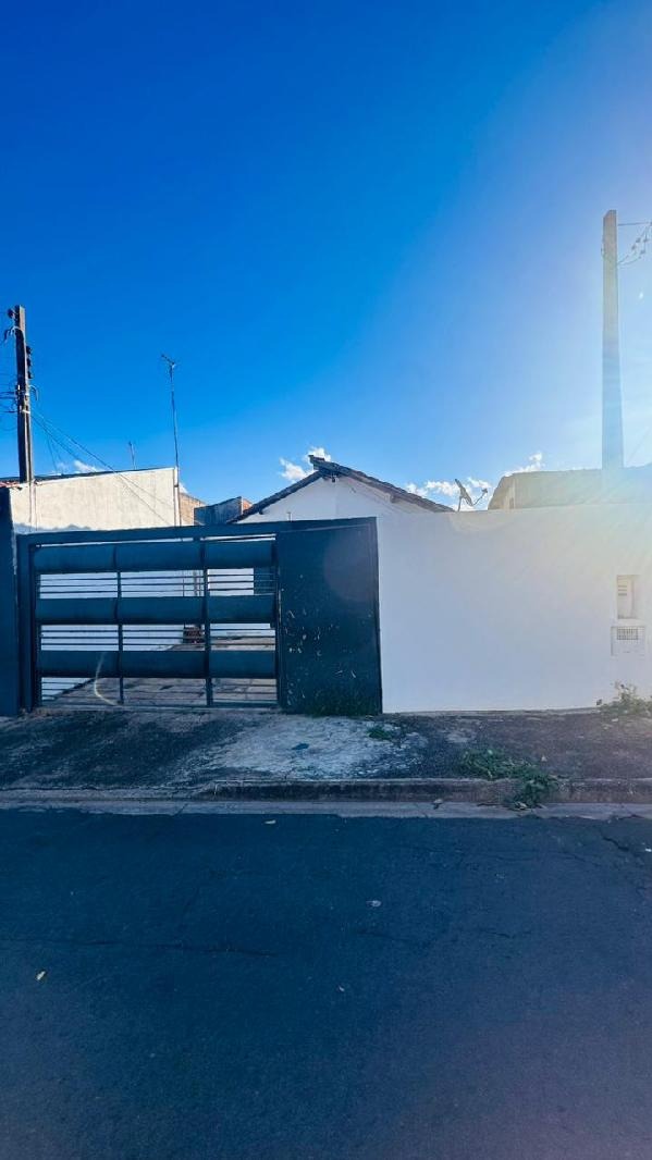 Casa, 2 quartos, 92 m² - Foto 1
