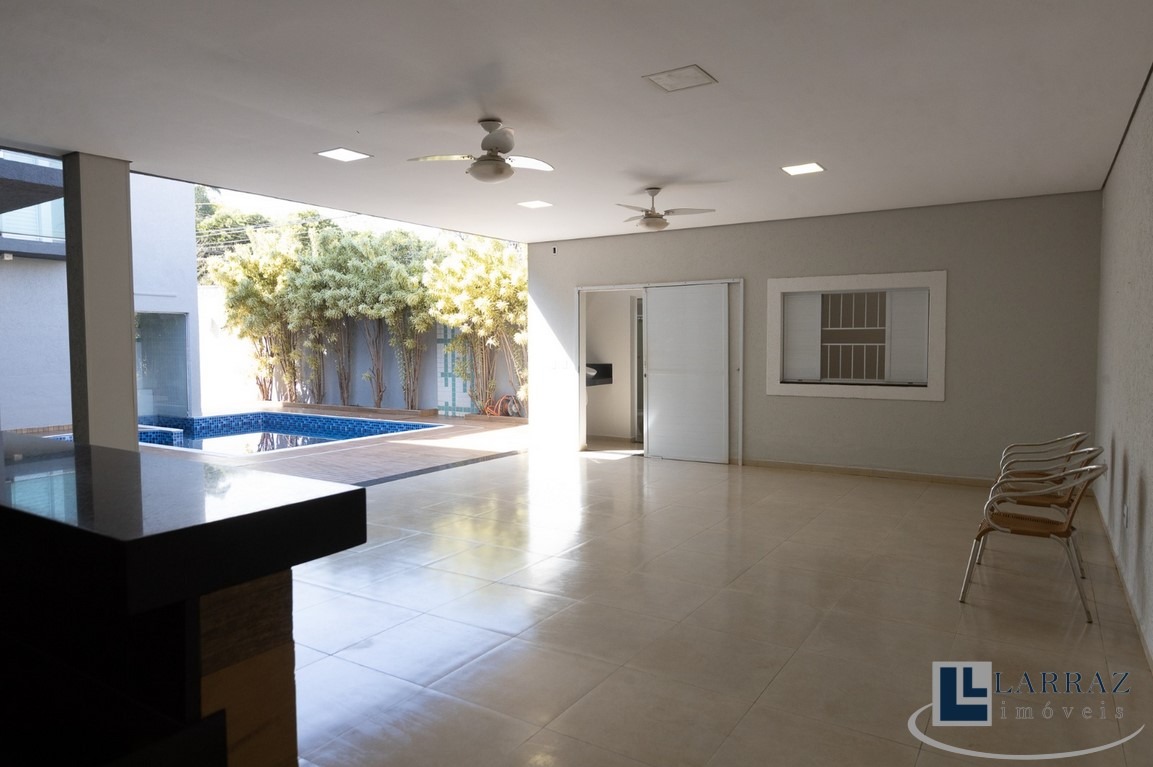 Casa, 4 quartos, 255 m² - Foto 9