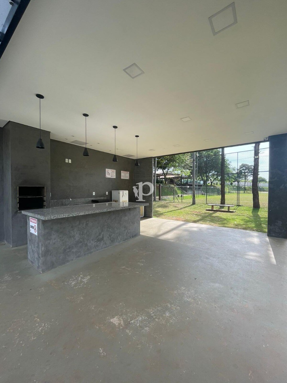 Casa à venda com 3 quartos, 300m² - Foto 44