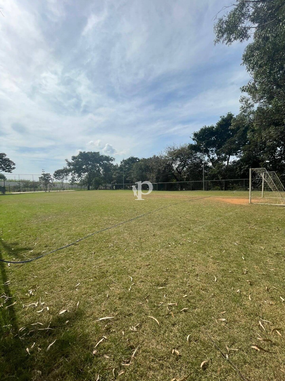 Casa à venda com 3 quartos, 300m² - Foto 42