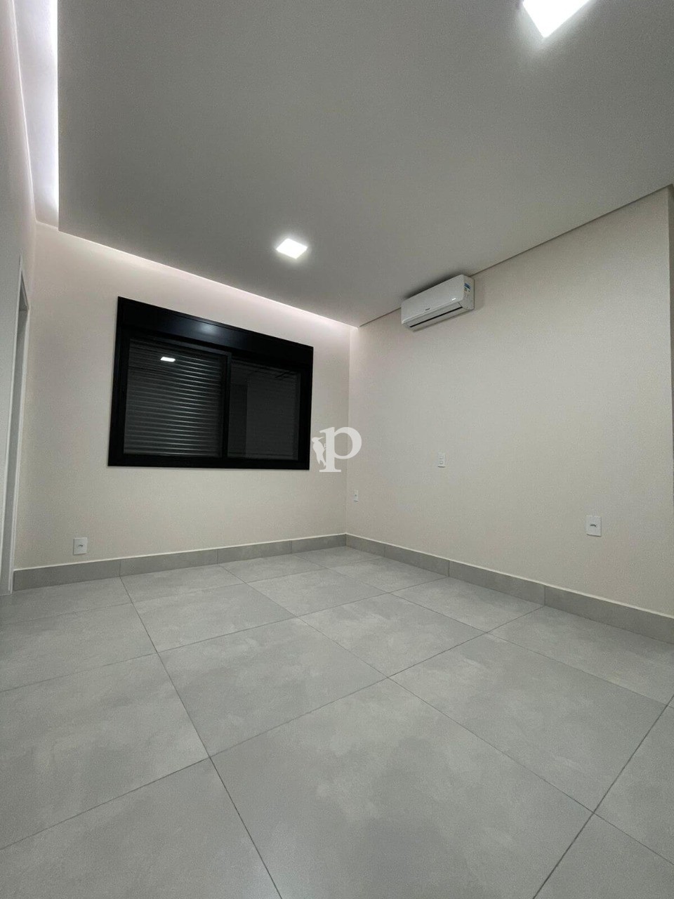 Casa à venda com 3 quartos, 300m² - Foto 13