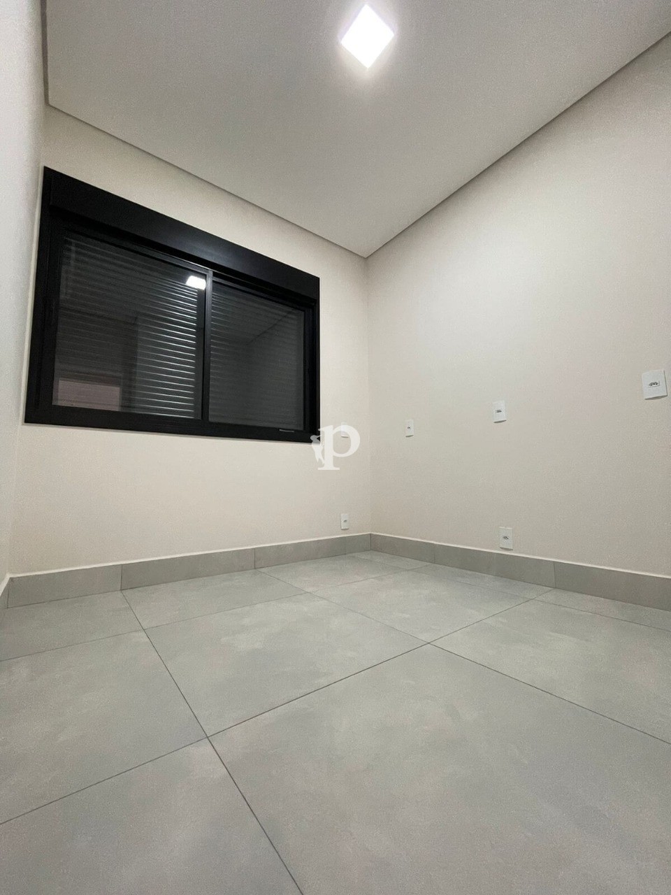 Casa à venda com 3 quartos, 300m² - Foto 22