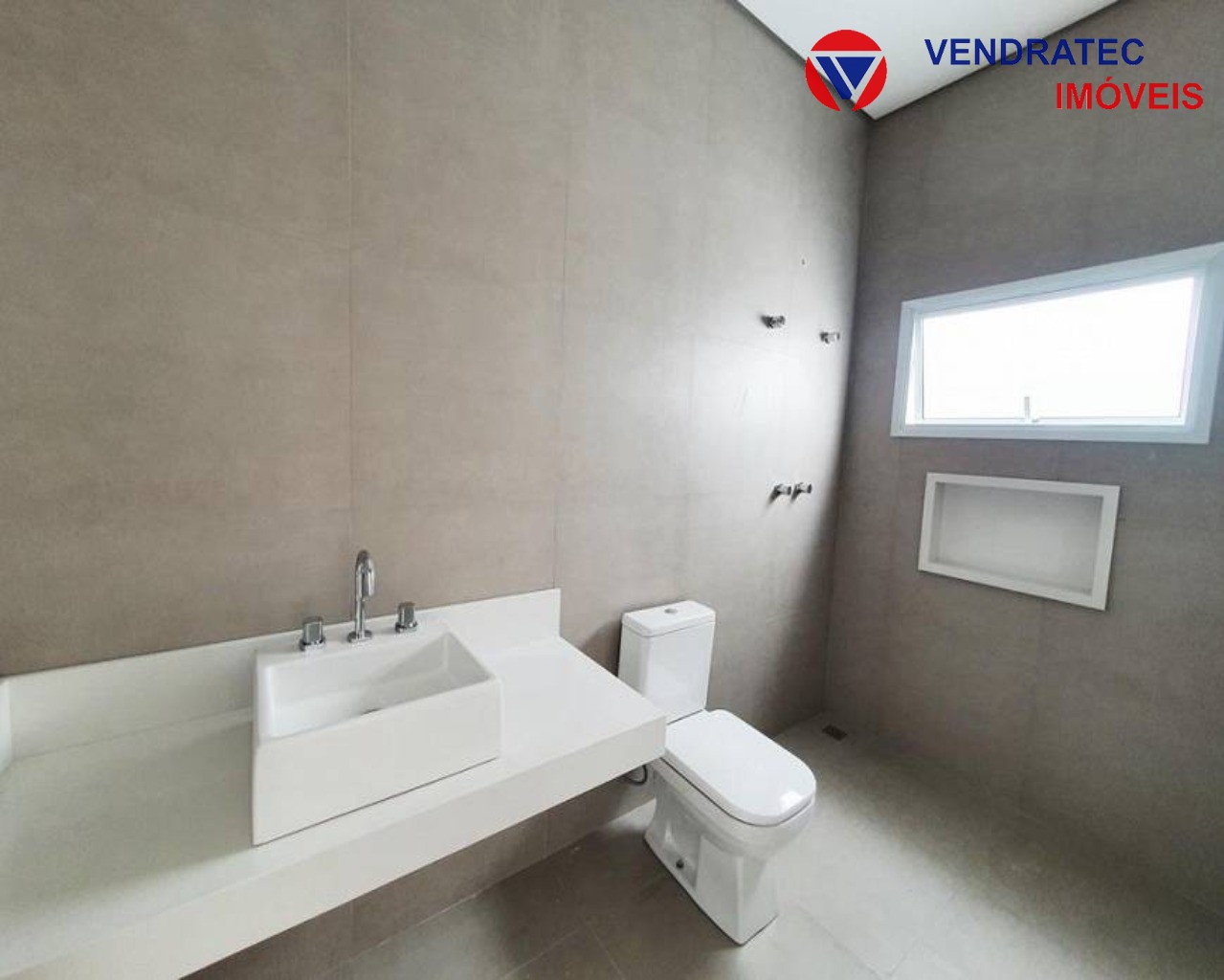 Casa à venda com 3 quartos, 210m² - Foto 8