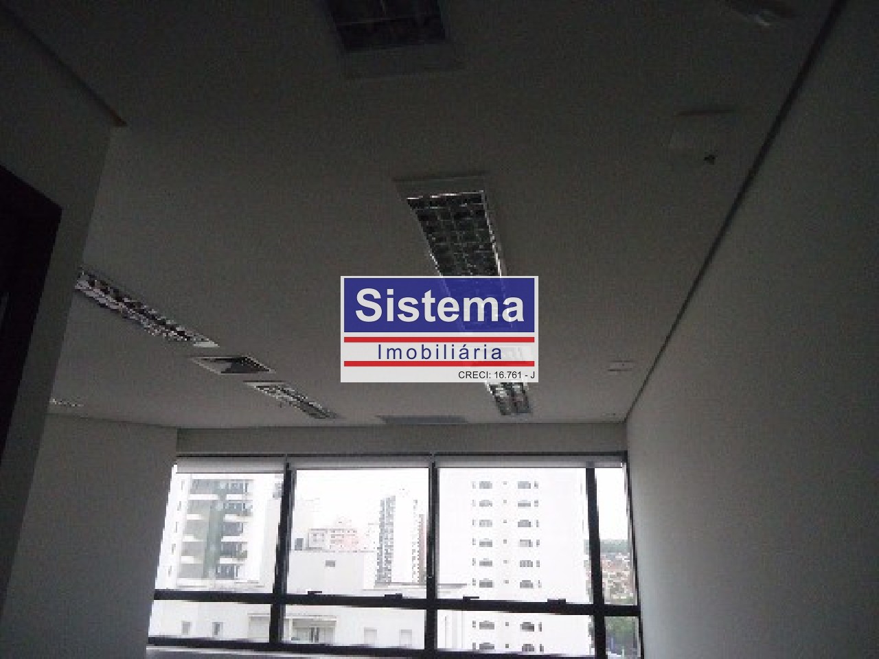 Conjunto Comercial / Sala  para aluguel, 40m² — foto 2 de 16
