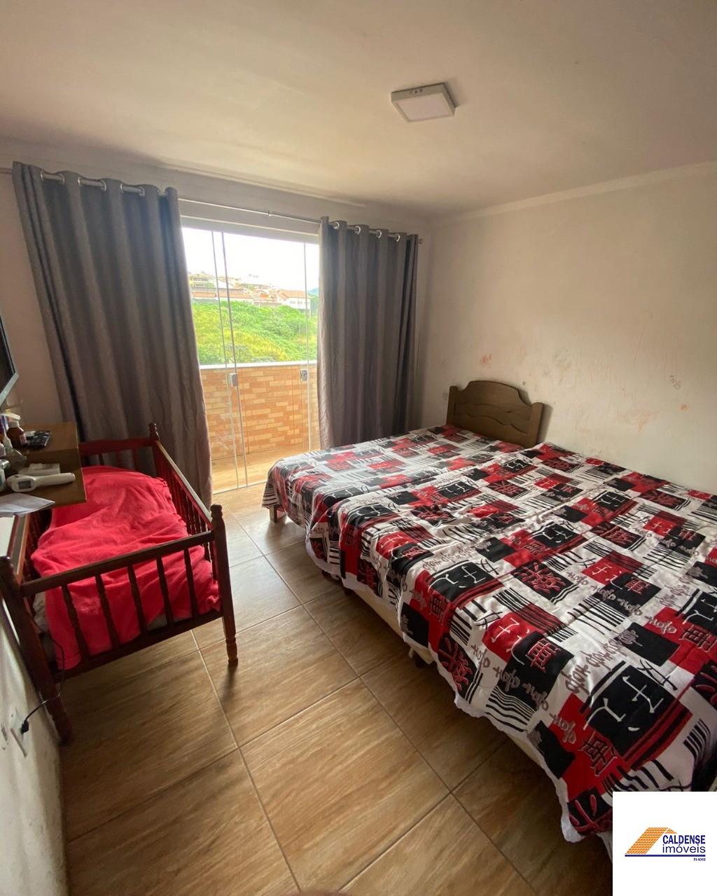 Casa, 4 quartos, 240 m² - Foto 2
