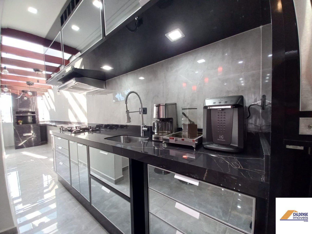 Apartamento, 2 quartos, 100 m² - Foto 2