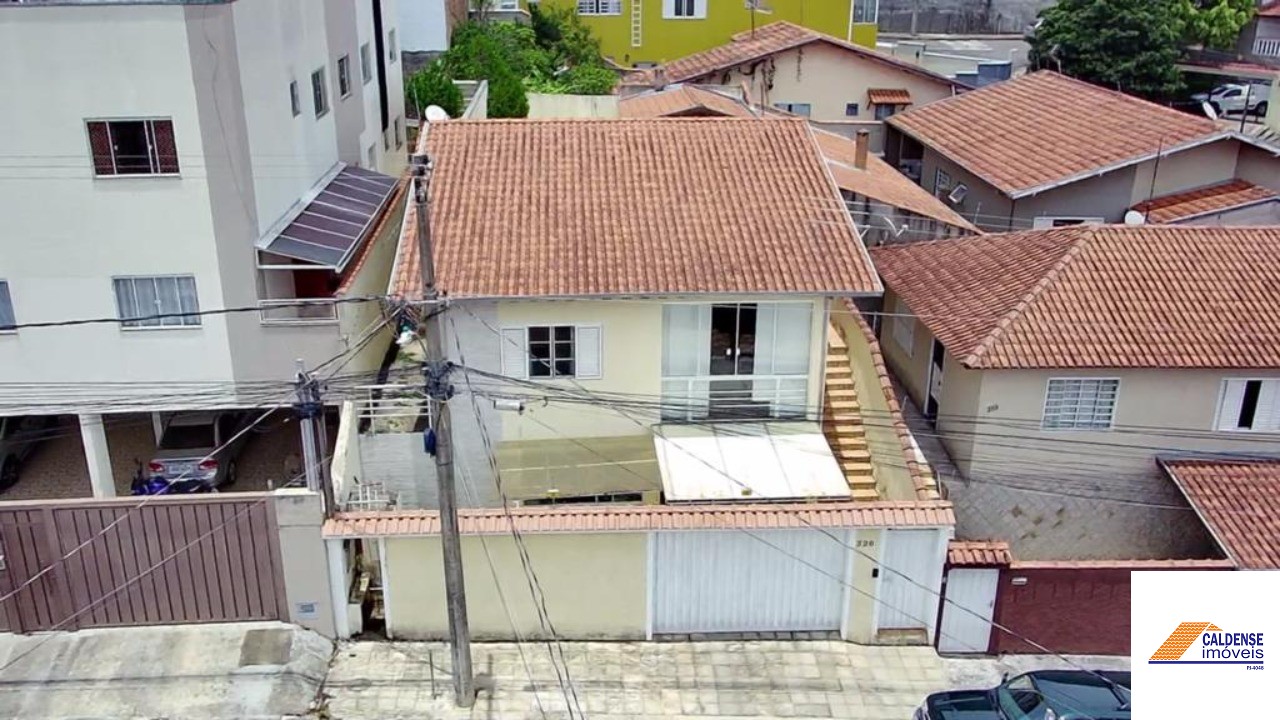 Casa, 3 quartos - Foto 2