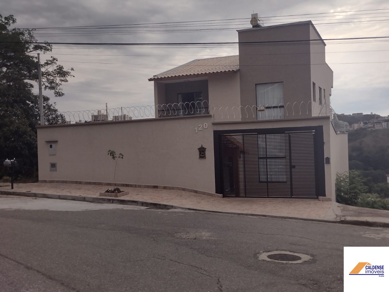 Casa, 5 quartos - Foto 1