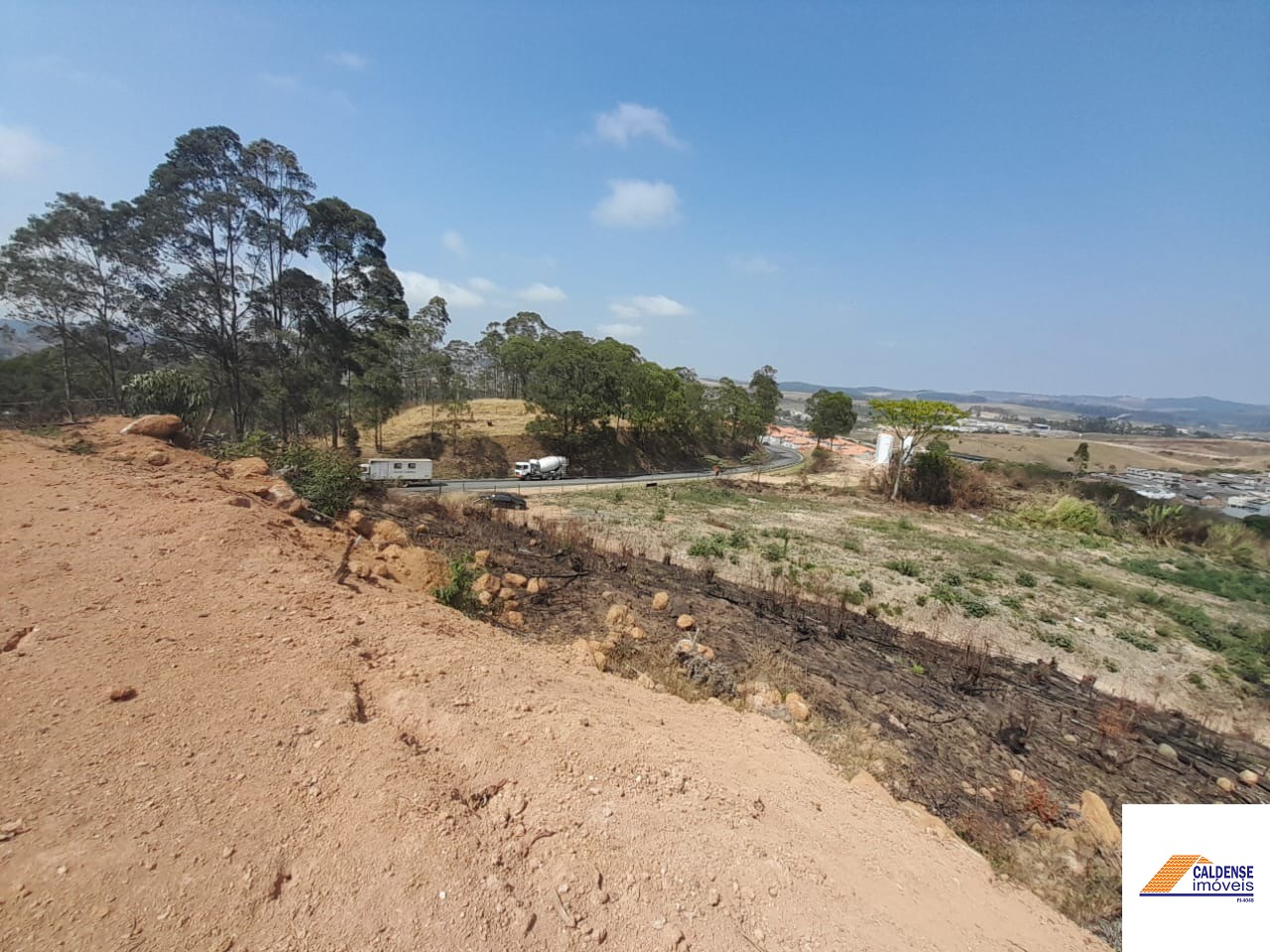 Terreno, 2 hectares - Foto 2