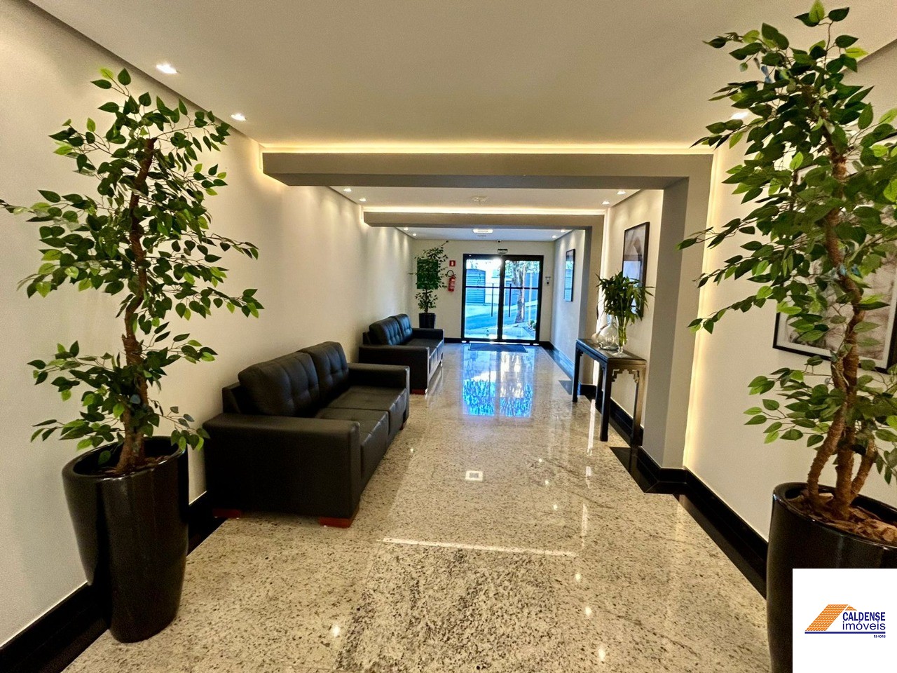 Apartamento, 3 quartos, 143 m² - Foto 2