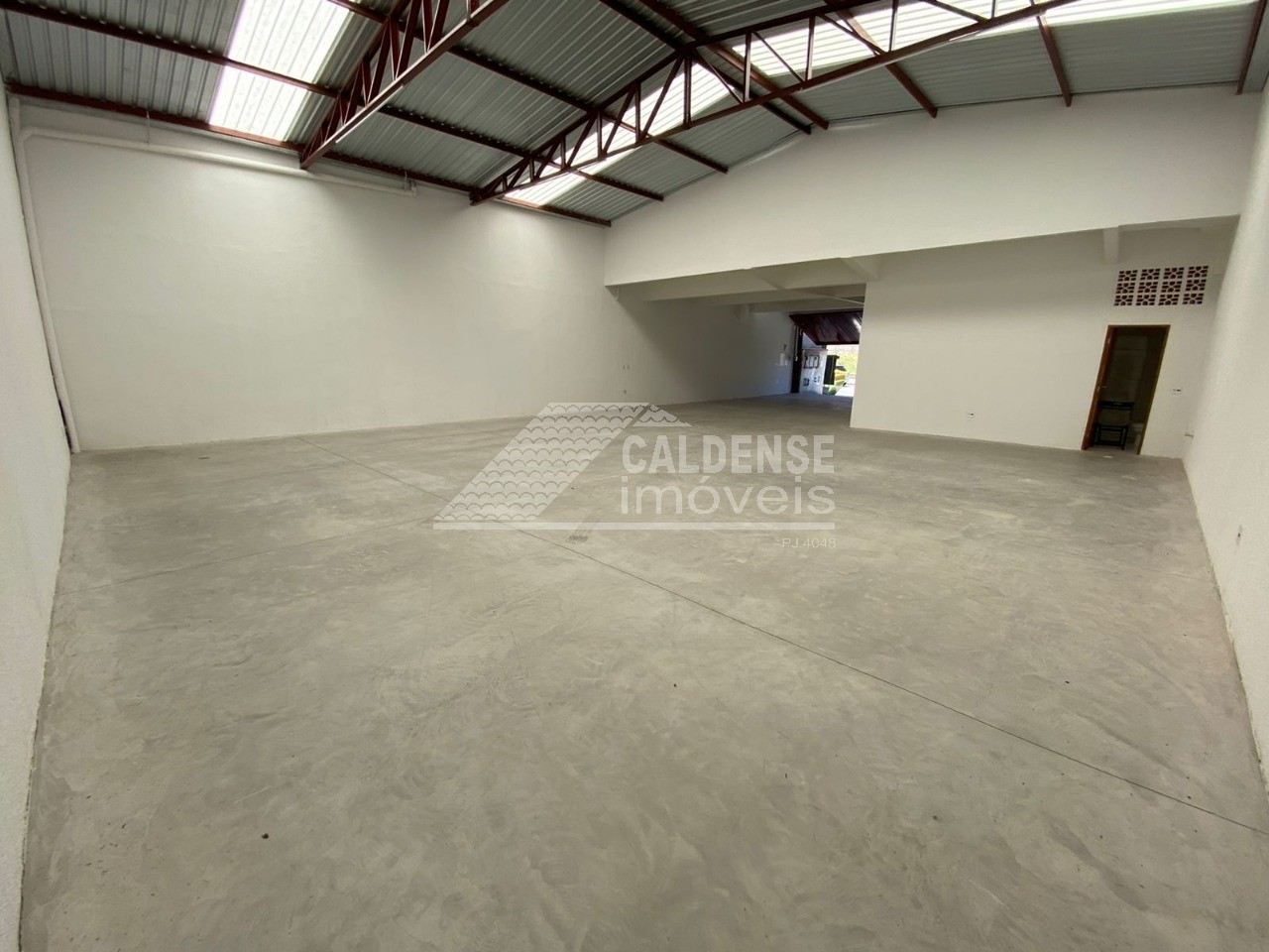 Depósito-Galpão, 220 m² - Foto 1