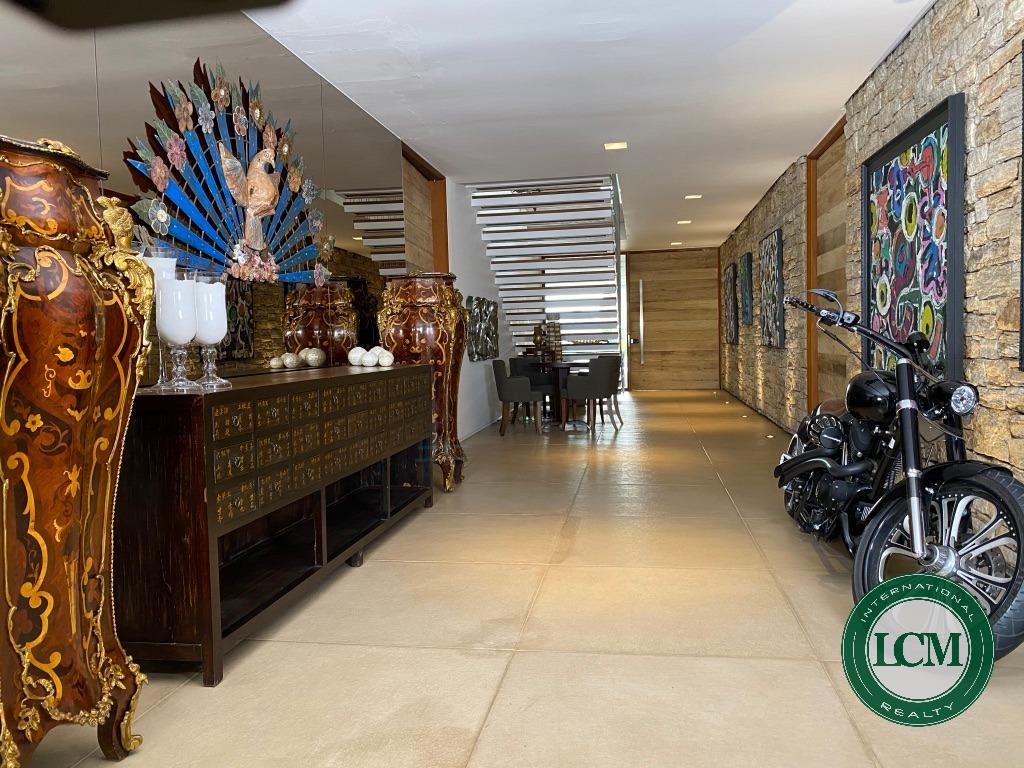 CASA RESIDENCIAL em Barueri - SP, Alphaville