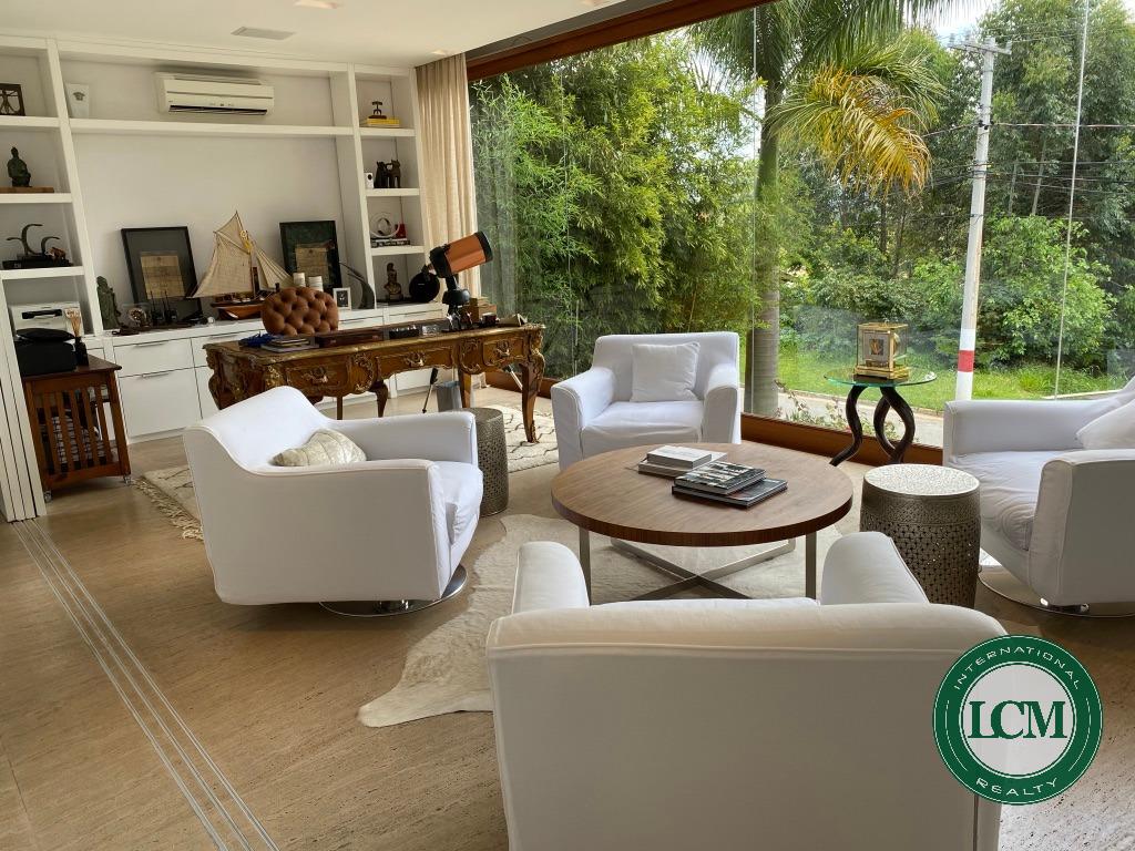 CASA RESIDENCIAL em Barueri - SP, Alphaville