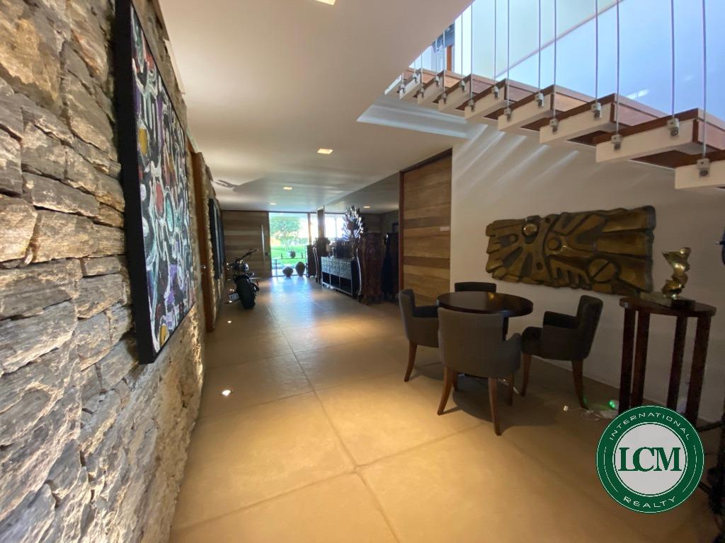 CASA RESIDENCIAL em Barueri - SP, Alphaville