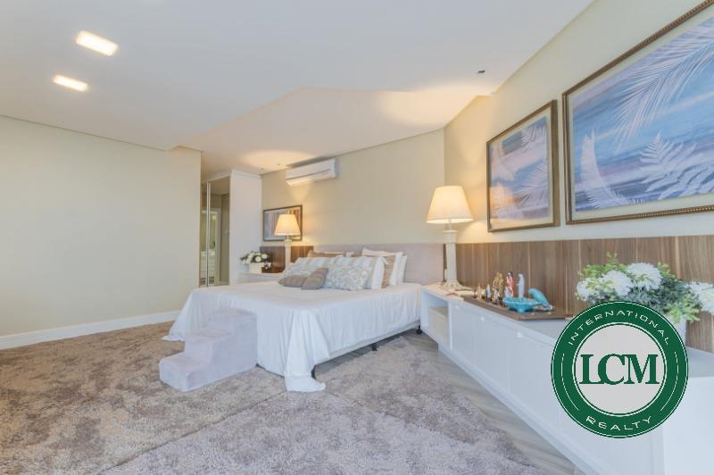 Apartamento de Luxuoso em Frente ao Mar