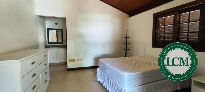 Casa na aldeia dos coqueiros- bahia