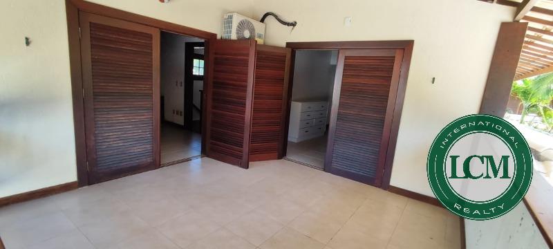 Casa na aldeia dos coqueiros- bahia