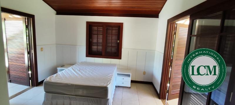 Casa na aldeia dos coqueiros- bahia