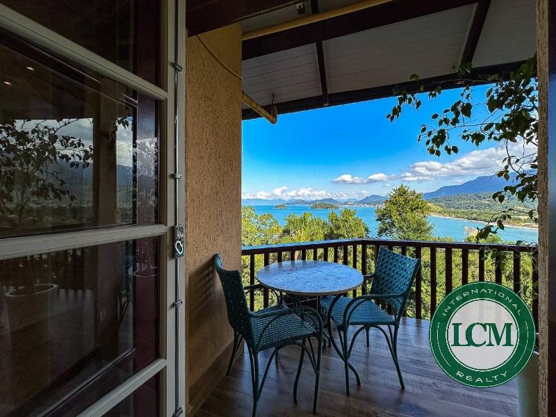 Cobertura duplex com vista para o mar na Tabatinga