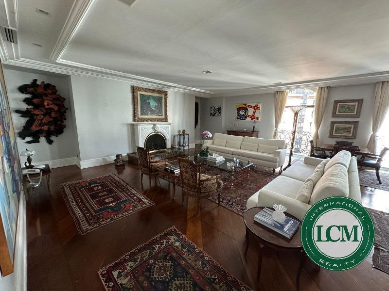 Apartamento a venda no Jardins