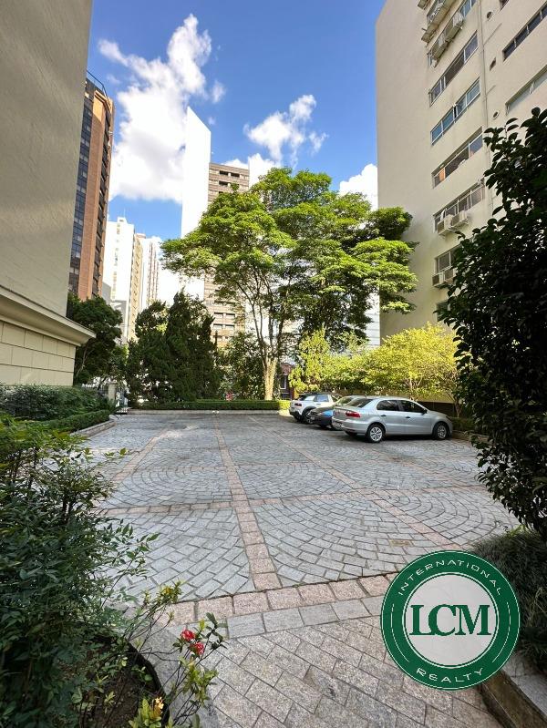 Apartamento a venda no Jardins