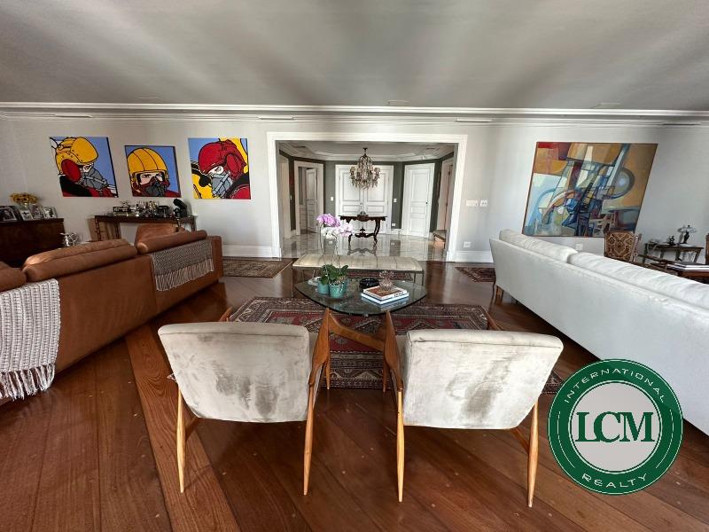 Apartamento a venda no Jardins